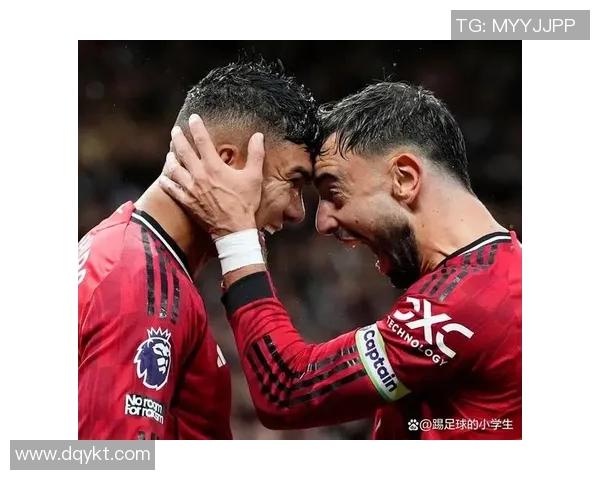 曼联迎战年青人期待精彩对决球迷热情高涨助威球队争取胜利